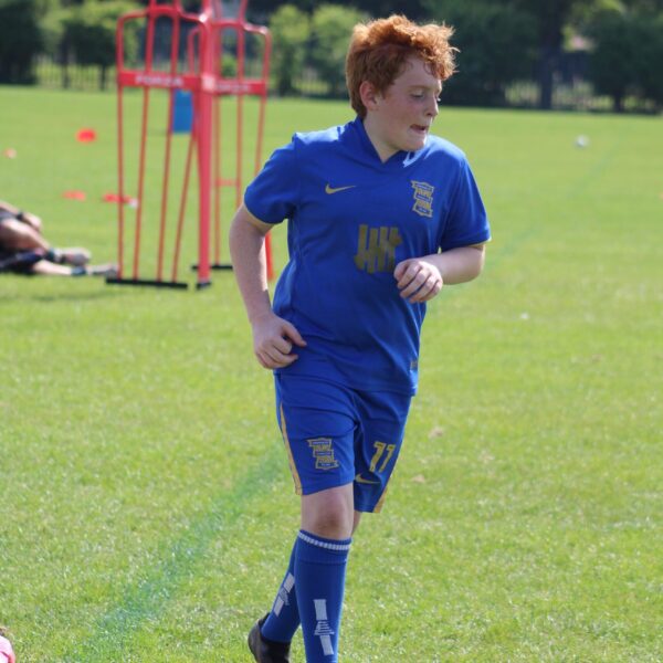 jcss-player-jogging-blue-kit-01